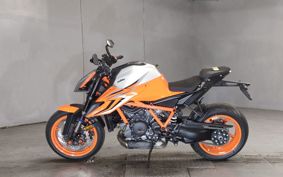 KTM 1290 SUPER  DUKE R V3940