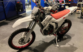 YAMAHA WR250R DG15J