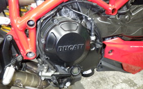 DUCATI STREETFIGHTER S 2013