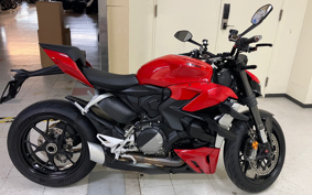 DUCATI  DUCATI  STREET  FIGHTER V2 2022 3F00