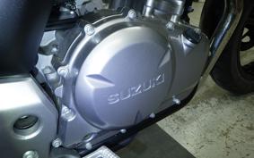 SUZUKI GSR250 2025