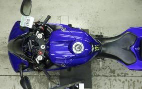 YAMAHA YZF-R1 2005