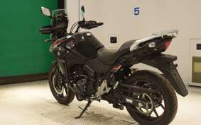 SUZUKI Vｽﾄﾛｰﾑ250 1996