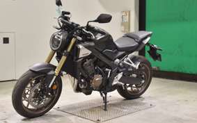 HONDA CB650R E-Clutch 2025 RH17