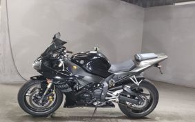 YAMAHA YZF-R1 2003 RN09
