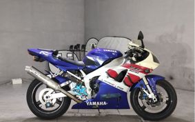 YAMAHA YZF-R1 2001 RN04