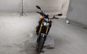 YAMAHA MT-09 RN34J