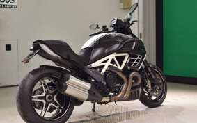 DUCATI DIAVEL AMG 2013