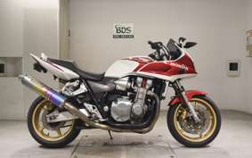 HONDA CB1300SB SUPER BOLDOR A 2005 SC54