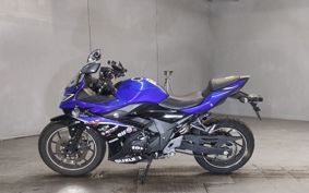 SUZUKI GSX250R DN11A