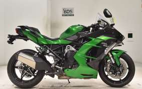 KAWASAKI NINJA H2 SX SE 2018 ZXT02A