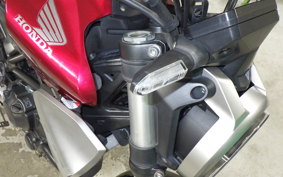 HONDA CB250R MC52