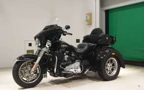 HARLEY FLHTCUTG TRIKE 2016