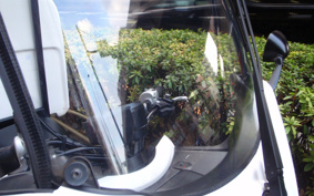 YAMAHA  GEAR  PARKING  STAND  UA06J