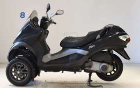 PIAGGIO MP3 250