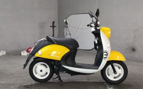 YAMAHA E-VINO SY11J