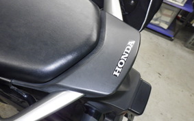 HONDA VFR800X 2013