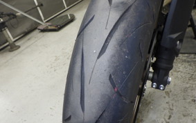 HONDA CB650R E-Clutch 2025 RH17