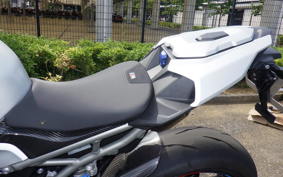 BMW M1000R 2025