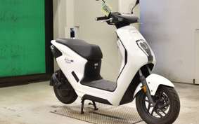HONDA EM1 e: 2023 EF16