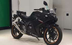 SUZUKI GSX250R