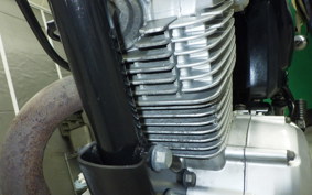 YAMAHA YB125SP 2001