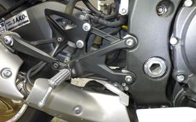 YAMAHA YZF-R1 2024