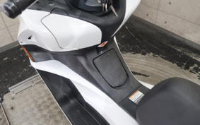 HONDA SILVERWING400GT 2015 NF03