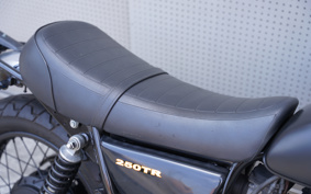 KAWASAKI 250TR BJ250F