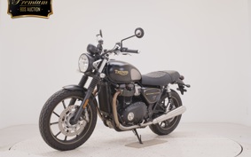 TRIUMPH STREET TWIN 2021