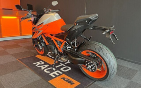 KTM 1290S-DUKE R EVO V3940