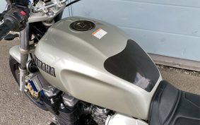 YAMAHA XJR1200 1998 4KG