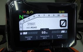 KTM 1290 SUPER DUKE R EVO