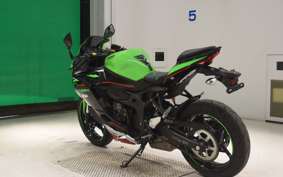 KAWASAKI ZX-25R ZX250E