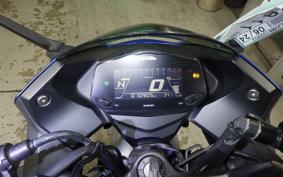 SUZUKI GIXXER 250 SF 2005