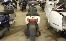SUZUKI LET's 4 CA41A
