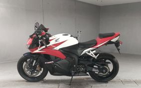 HONDA CBR600RR PC40