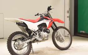 HONDA CRF125F JE03