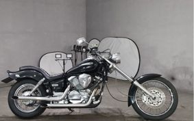 YAMAHA DRAGSTAR 250 VG02J