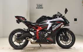 KAWASAKI ZX-25R ZX250E
