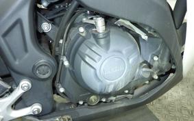 YAMAHA YZF-R25 2004 RG10J