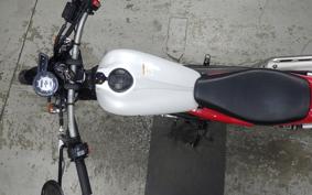 YAMAHA TRICKER