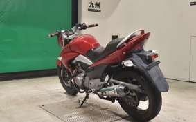 SUZUKI GSR250
