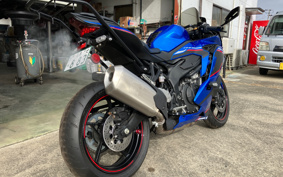 KAWASAKI NINJA ZX-4R SE 2023