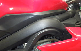 TRIUMPH STREET TRIPLE S 2017