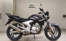 YAMAHA YBR250 2025