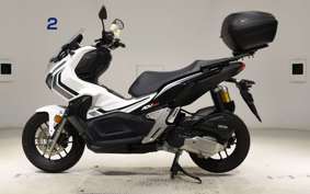HONDA ADV150