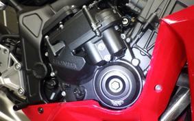 HONDA CBR650R E-Clutch 2025 RH17