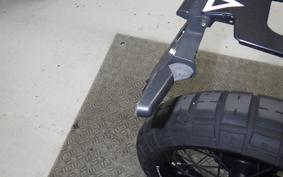 HUSQVARNA SVARTPILEN 125 2016