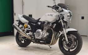 YAMAHA XJR1300 2015